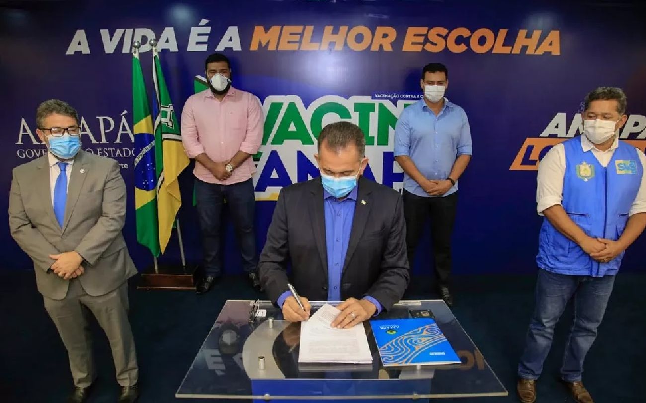 Governador assinou no dia 22 de março, o contrato de compra de 450 mil doses da vacina Sputnik V
