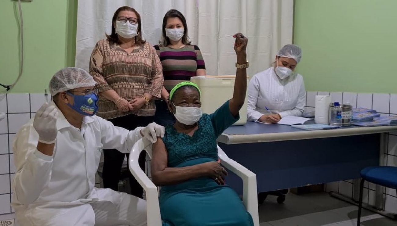 Dona Brasi, como é chamada no abrigo, é uma das moradoras mais antigas do local.