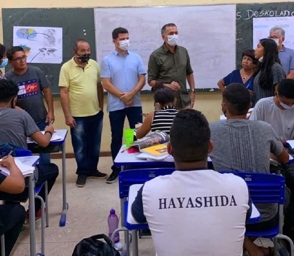 Waldez visitou escola Mineko Hayashida nesta sexta-feira, 10.
