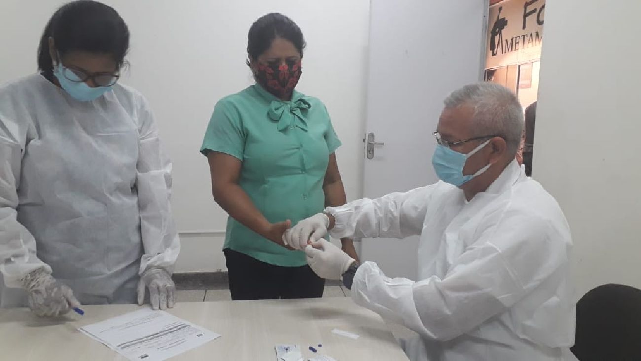 Ao todo, mais de 100 testes foram disponibilizados para os servidores das unidades.
