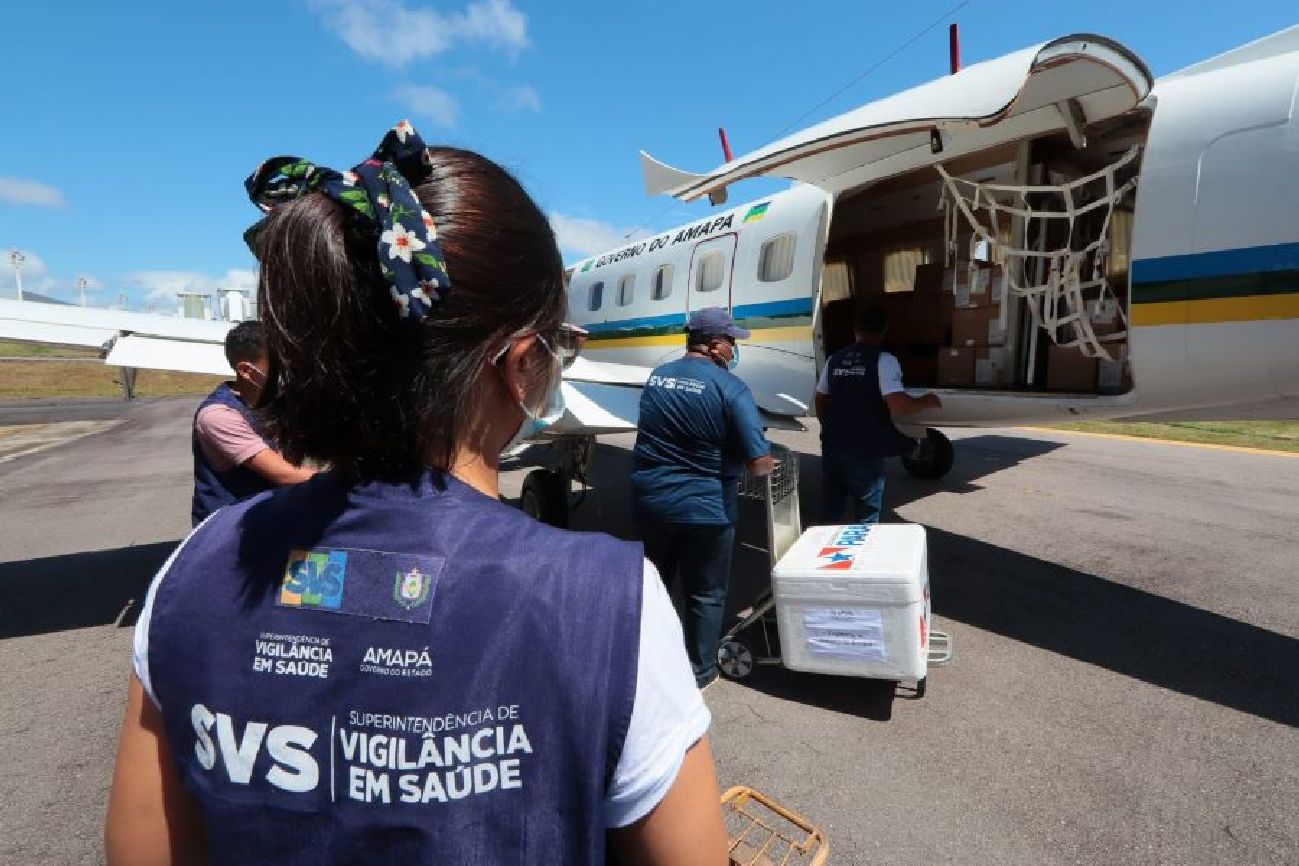 As vacinas desembarcaram neste sábado, 17, em Macapá