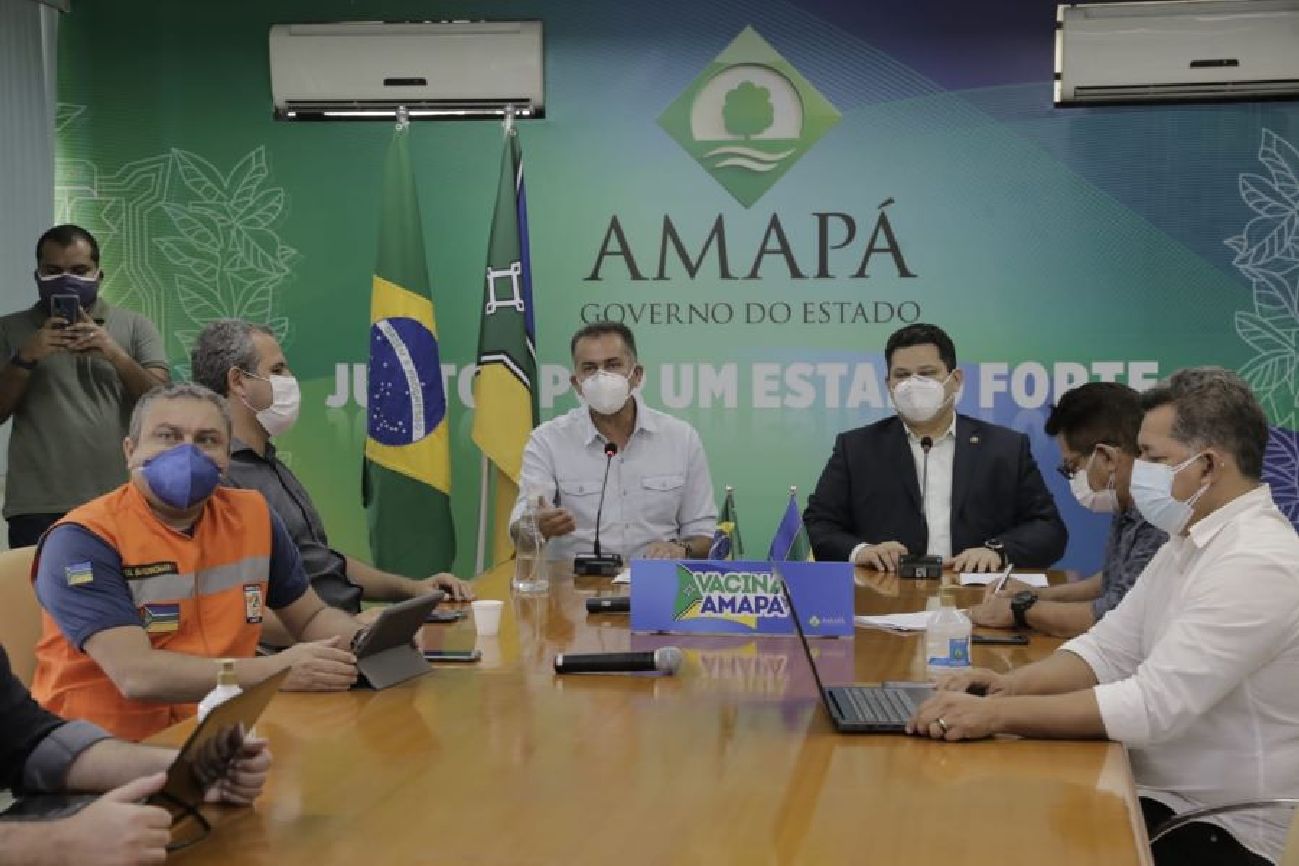 Governador e prefeitos avaliaram relatório epidemiológico