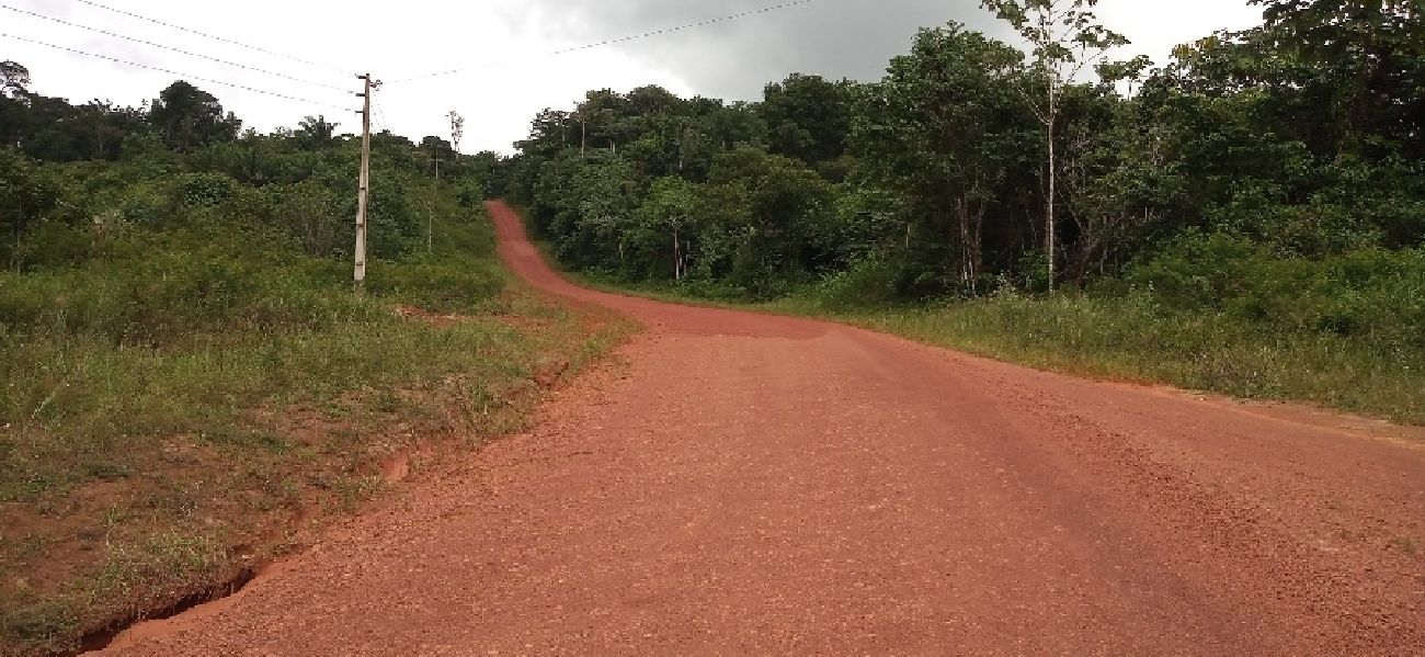 Ramal de acesso ao Distrito do Lourenço recebe melhoramento