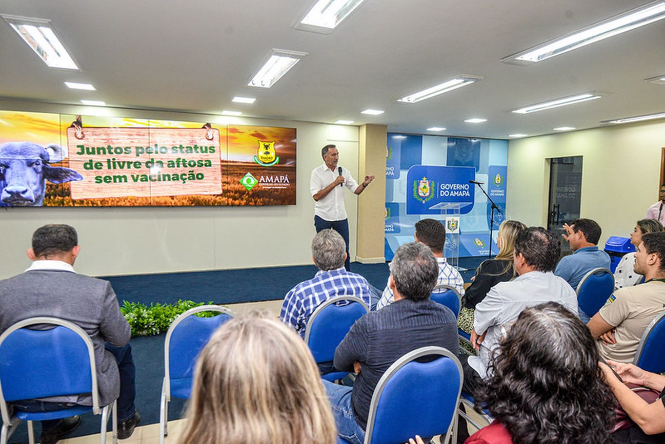 Os pecuaristas têm até o dia 30 de novembro para vacinar os rebanhos bovinos e bubalinos.