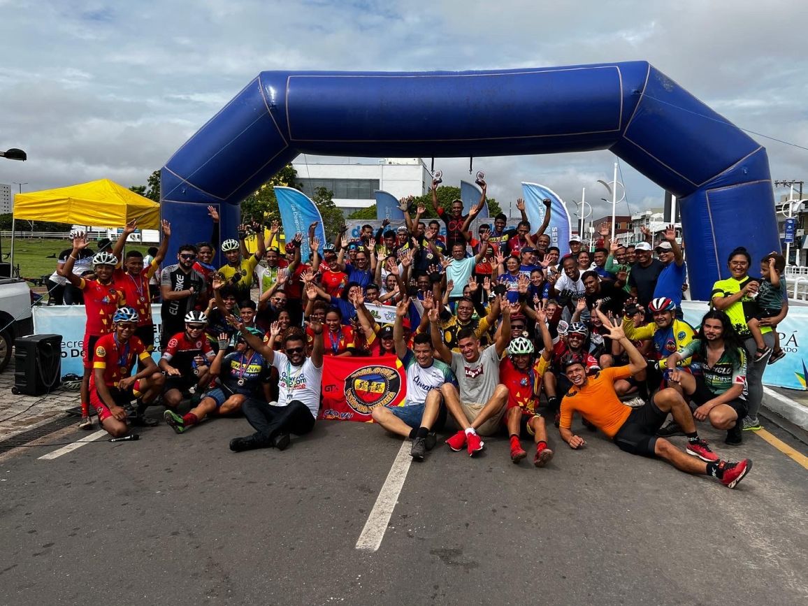 Ciclistas disputaram as modalidades speed e mountain bike