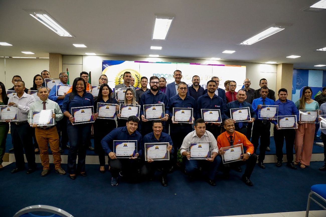 A cerimônia marcou os 20 anos de criação do Procon e certificou 26 empresas com o selo.