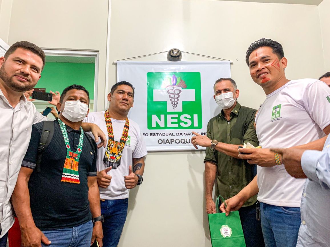A equipe do Nesi é composta por enfermeiro, técnico de enfermagem e técnico de laboratório.