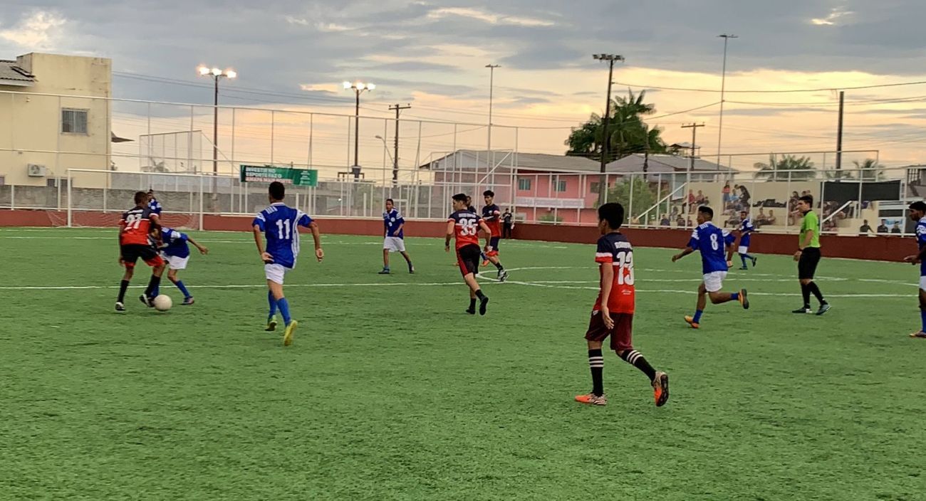 Arena dos Congós ganhou gramado sintético e outras revitalizações