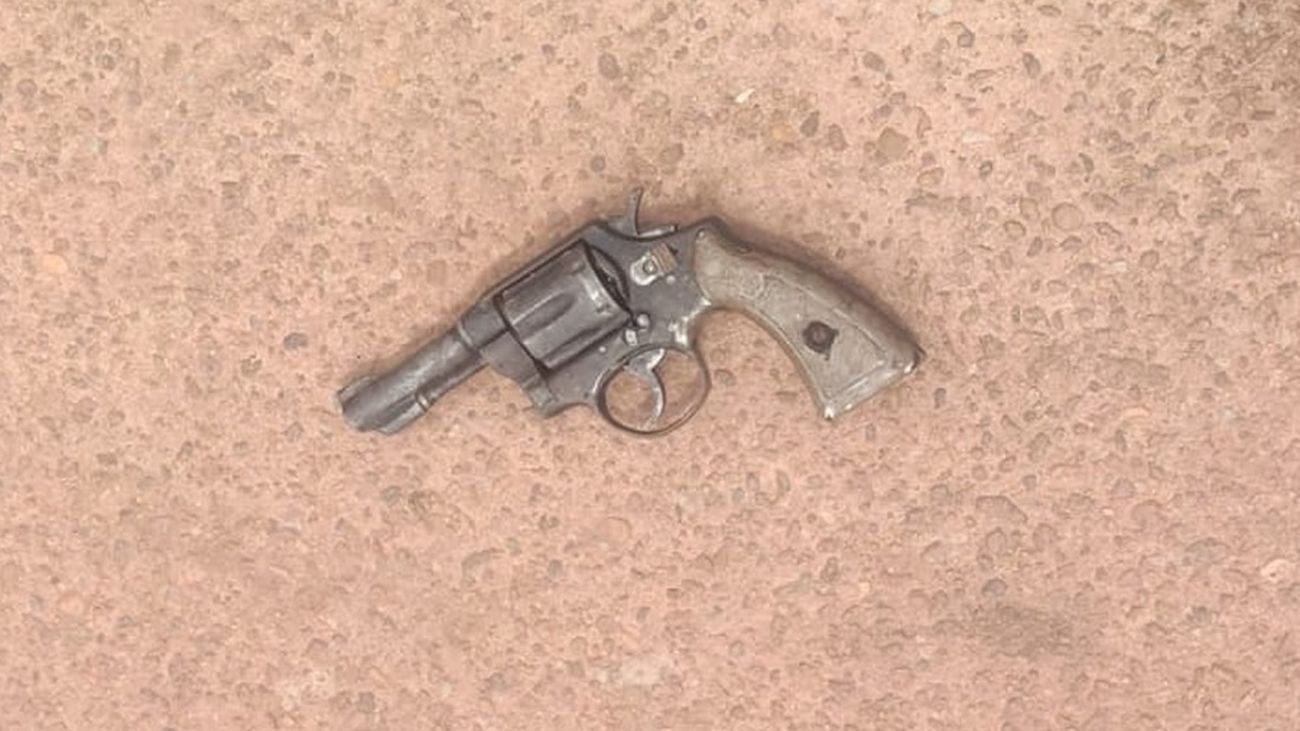Para os policiais, a premiação ocorrerá de acordo com o tipo e calibre da arma de fogo apreendida.