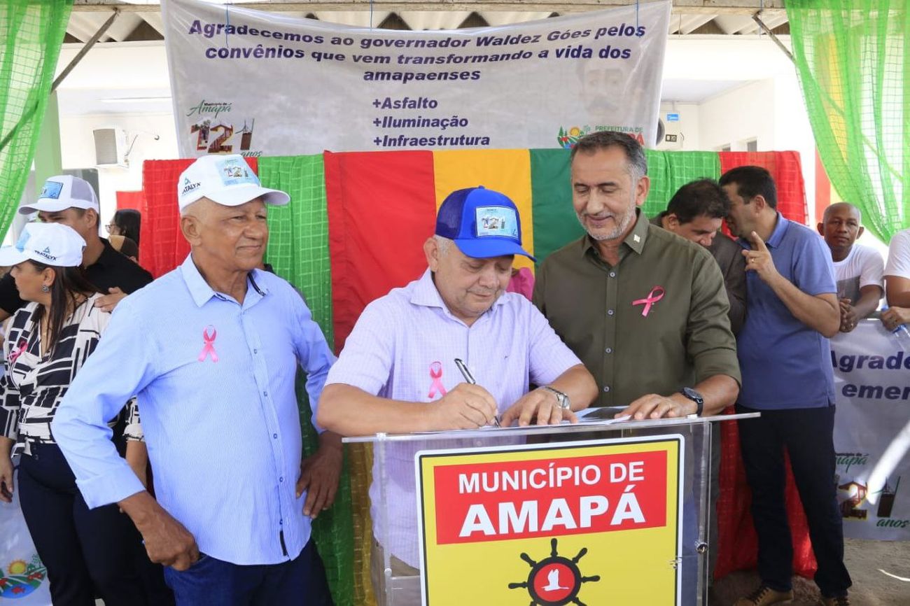 O governador também entregou a ordem de serviço para a construção do pórtico de entrada da cidade.