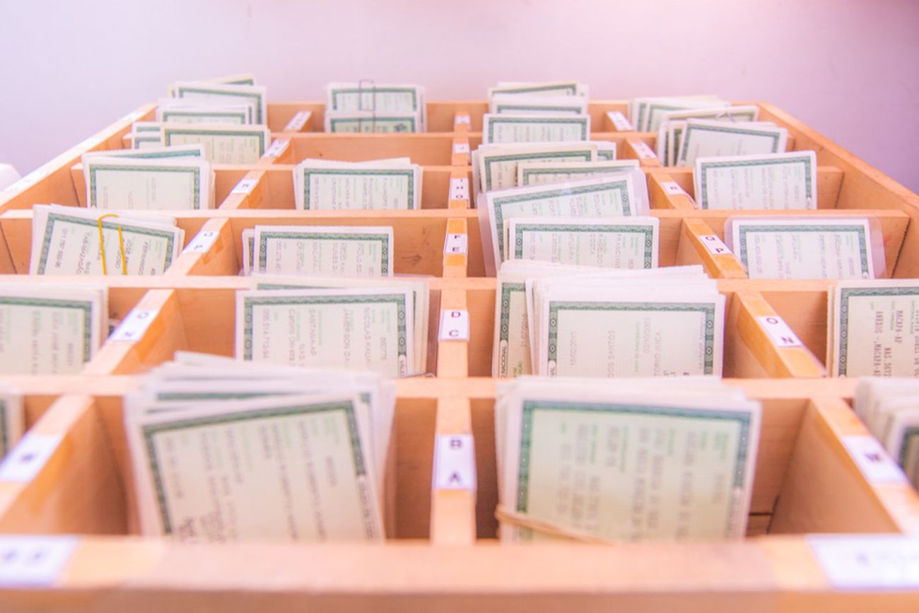 Falta de cédulas face B ocasionaram atraso na emissão do documento.