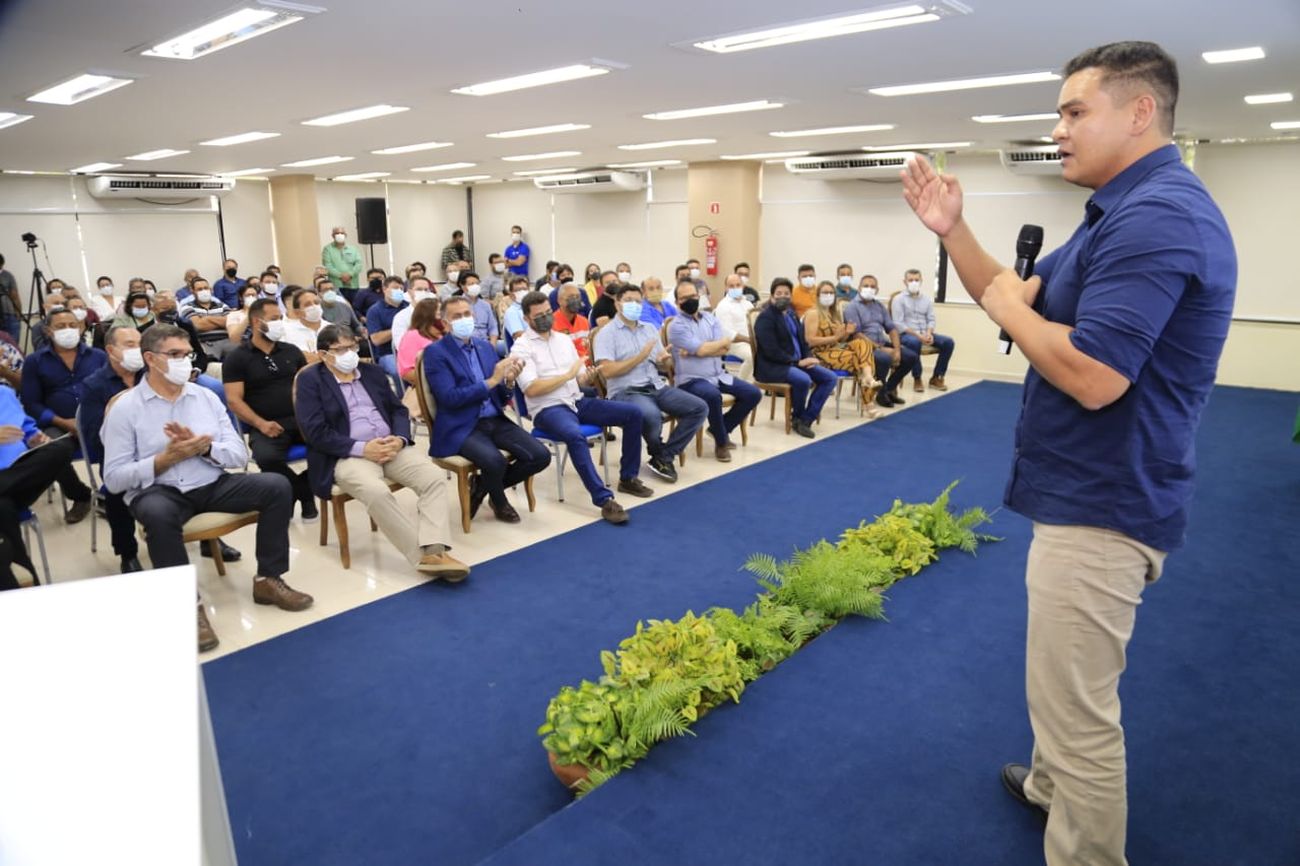 Diretor-presidente da Agência de Desenvolvimento Econômico do Amapá, Teles Júnior, apresenta as ações de investimento em Energia Solar
