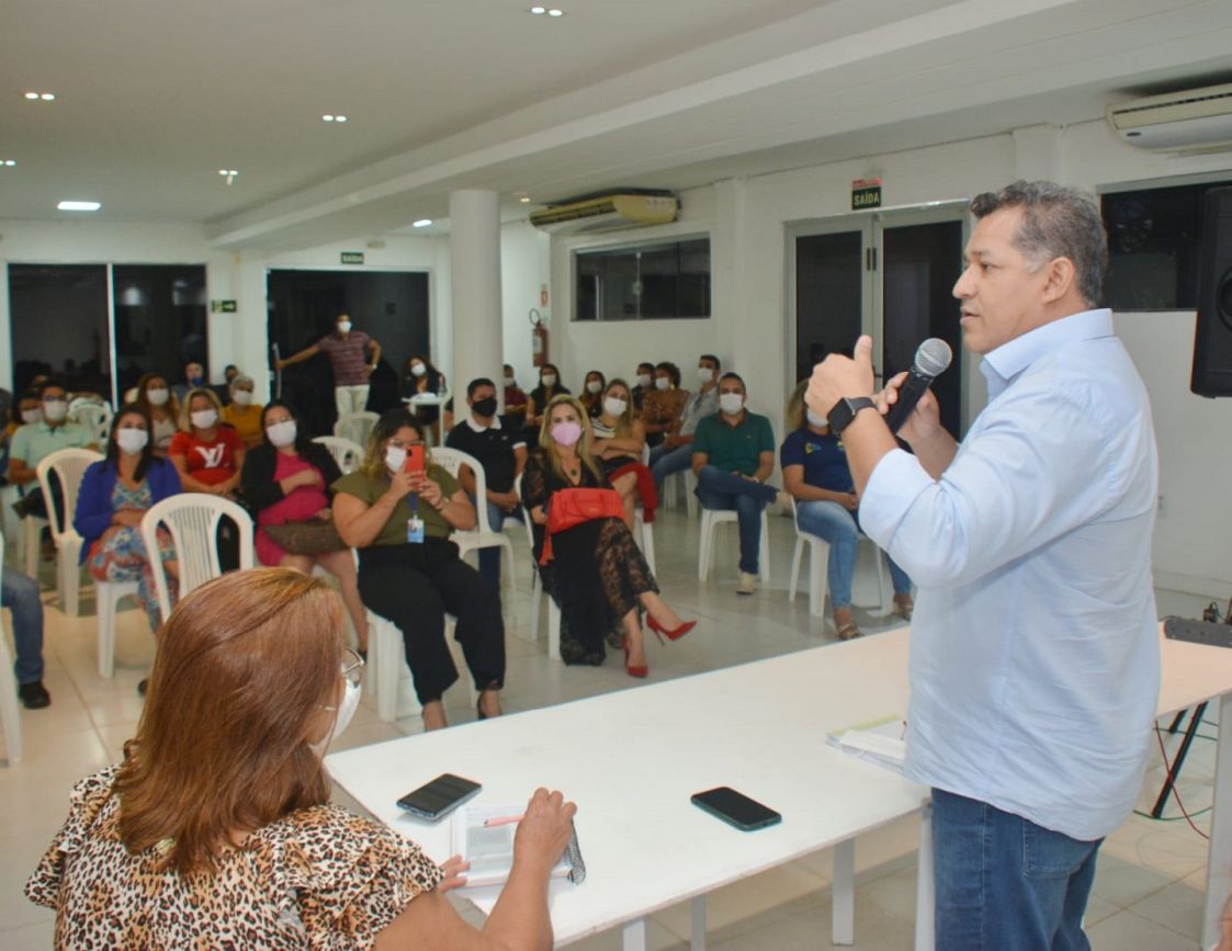 Reunião reuniu corpo administrativo e técnico para avaliar o trabalho de combate à Covid-19 no Amapá.