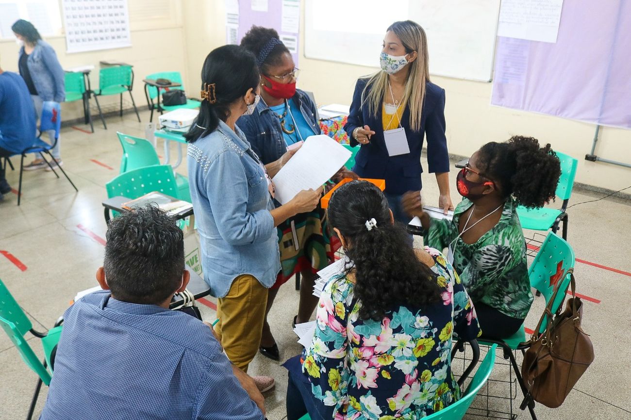Os profissionais conheceram as etapas do projeto e metodologia utilizada para o desenvolvimento das aulas.