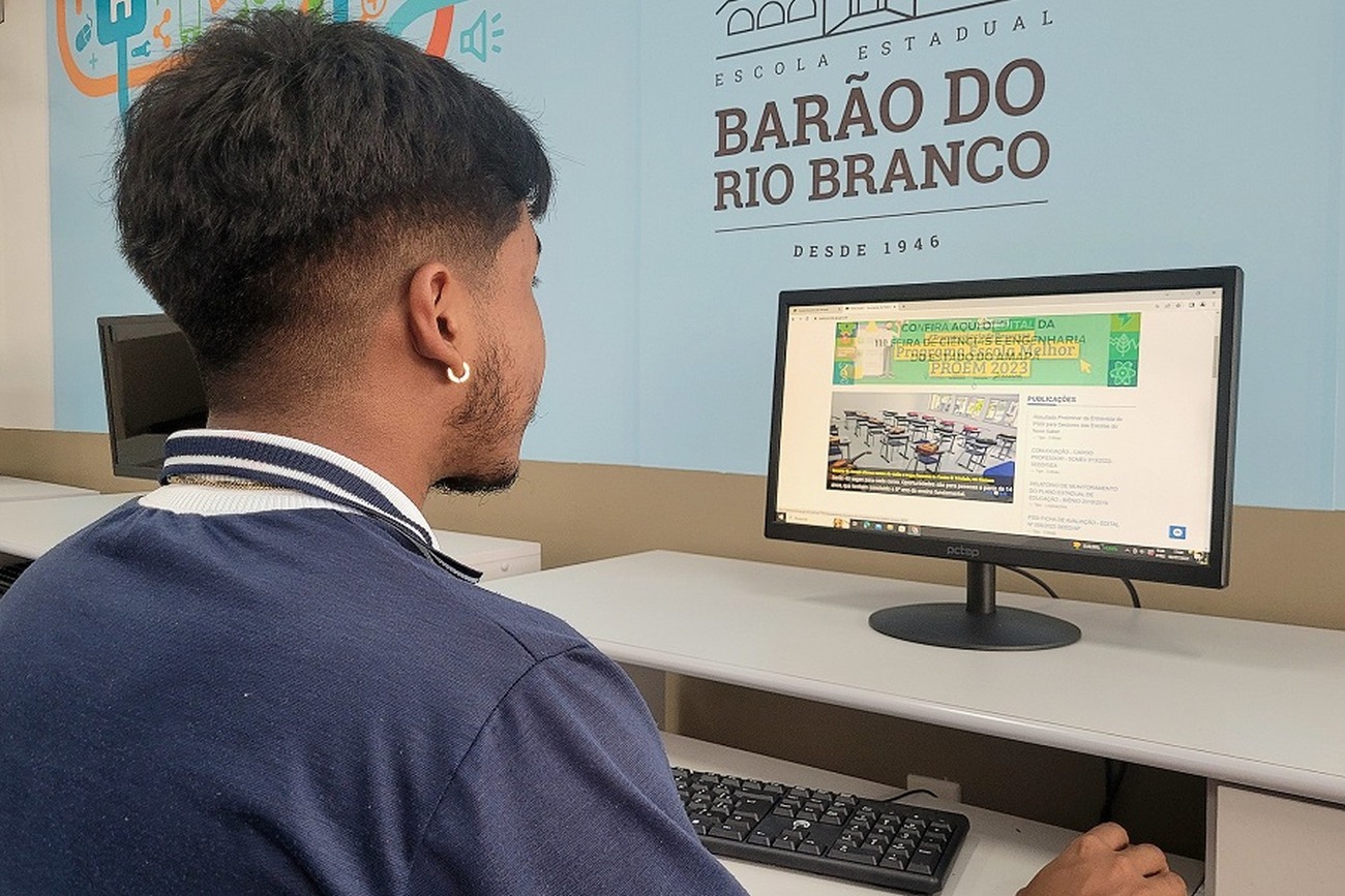 Inclusão digital das escolas estaduais é uma de suas prioridades da nova gestão