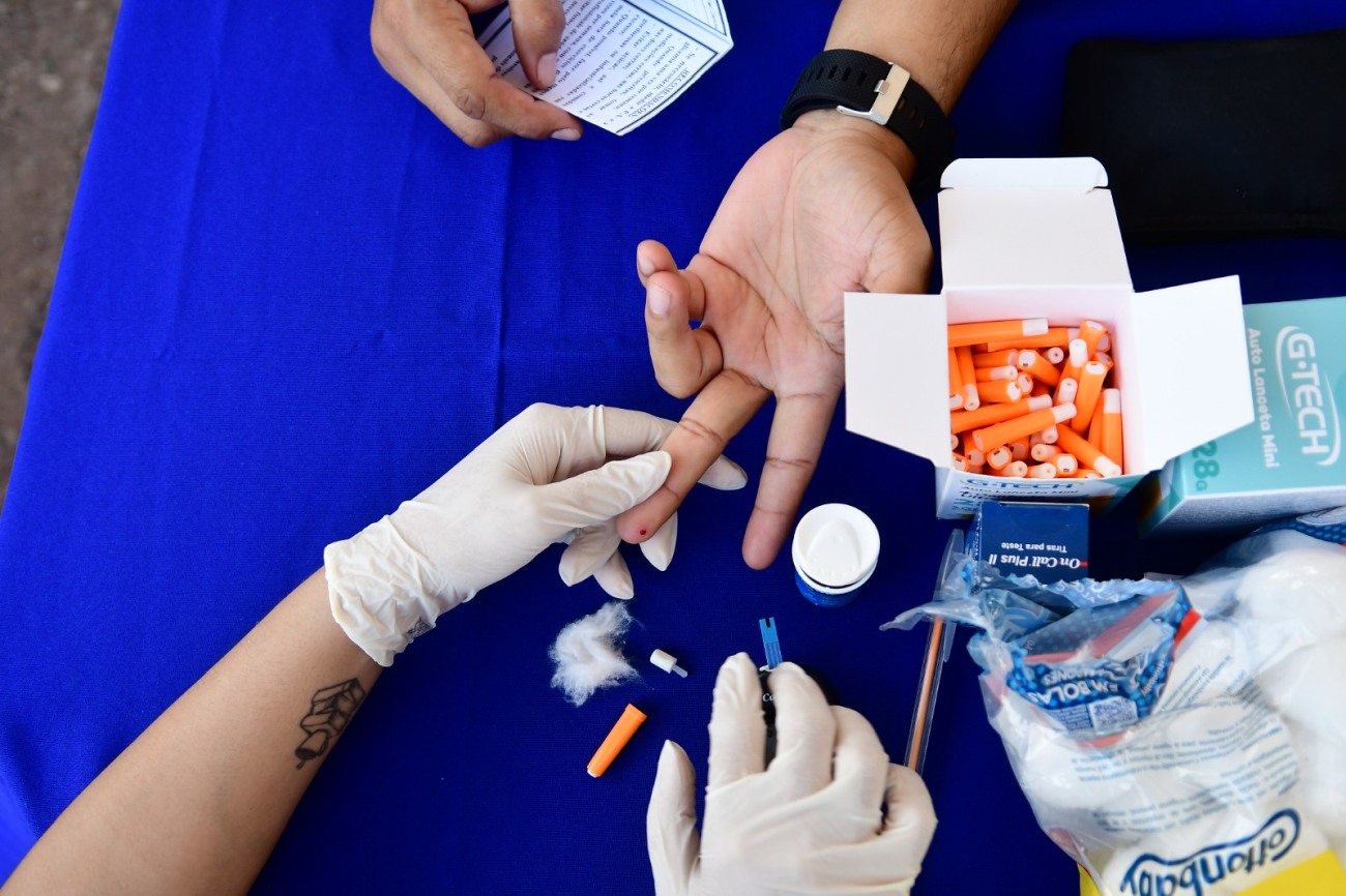 Teste de glicemia ajudam a detectar a doença