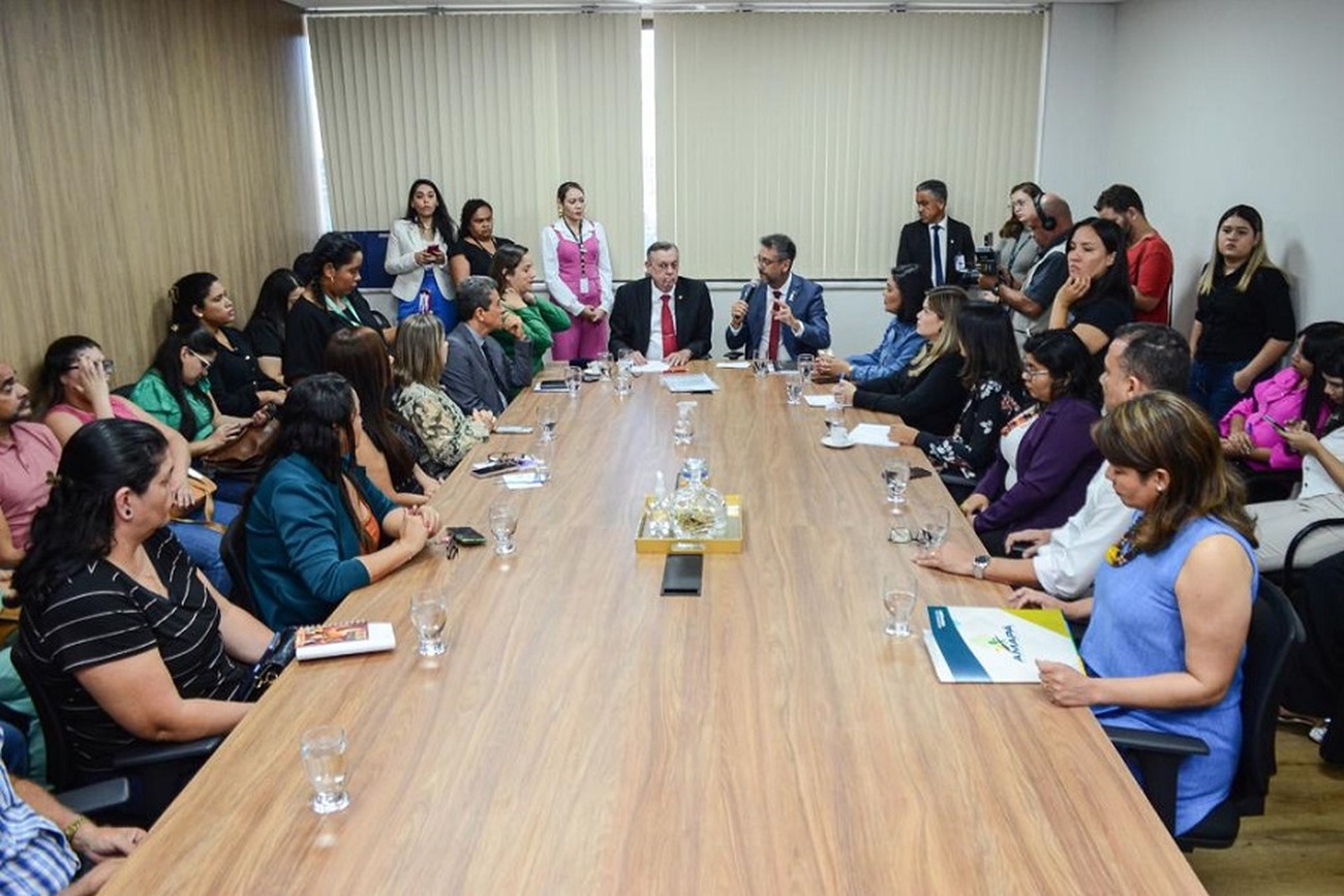 Cooperação entre Governo do Amapá e Justiça vai ajudar mulheres e levar acesso à internet