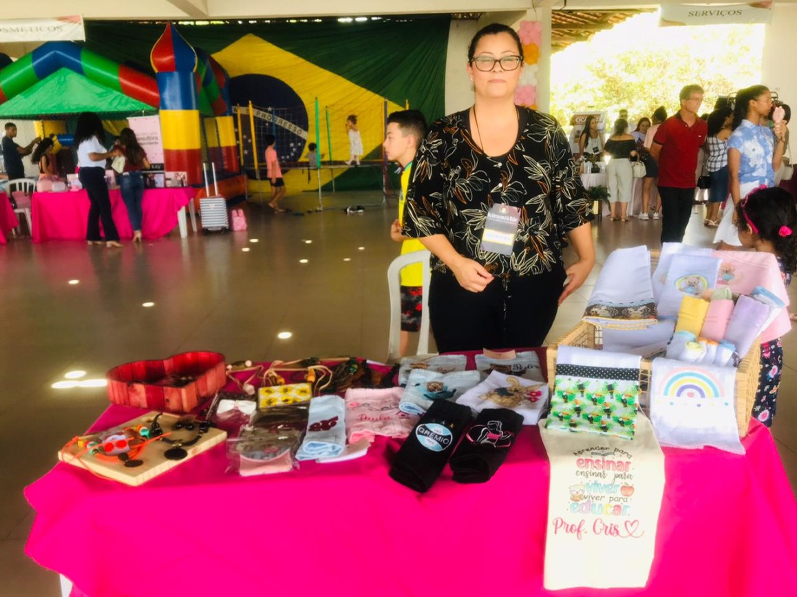 A empreendedora Larissa Carelli é de são Tiago, Rio Grande do Sul aproveitou a oportunidade para mostrar seu trabalho durante a feira