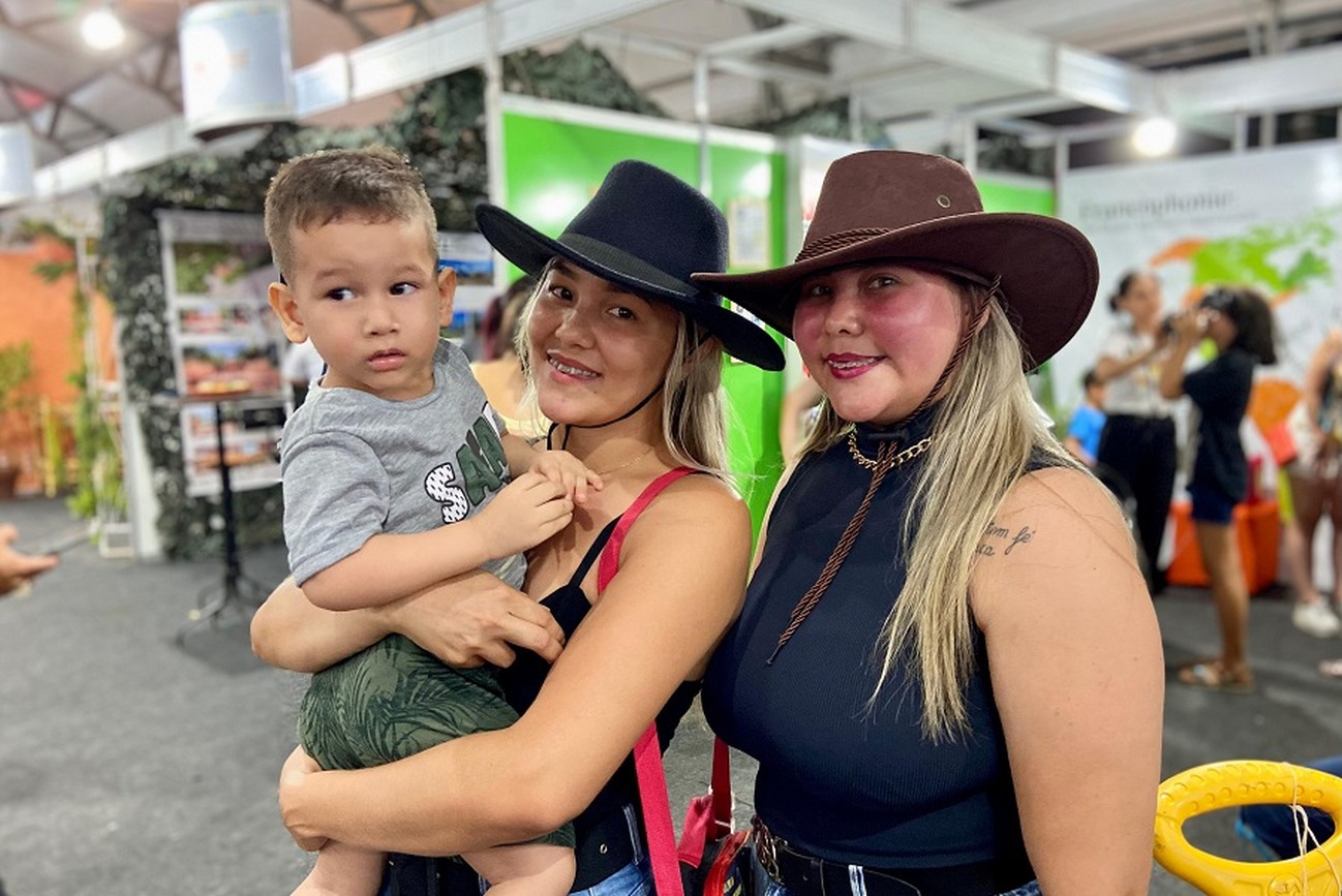 Crianças e adultos celebram retorno da Expofeira