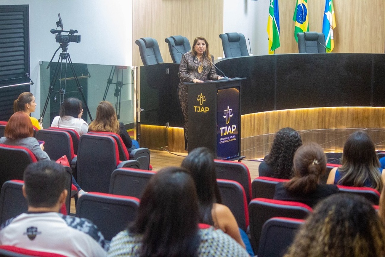 Sandra Dantas, titular da Delegacia de Crimes Contra a Mulher (DCCM), falou da importância das denuncias