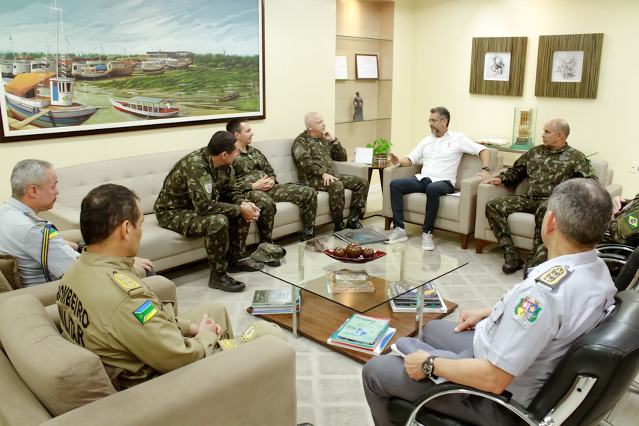 Encontro no Palácio do Setentrião celebrou cooperação que beneficia o Amapá