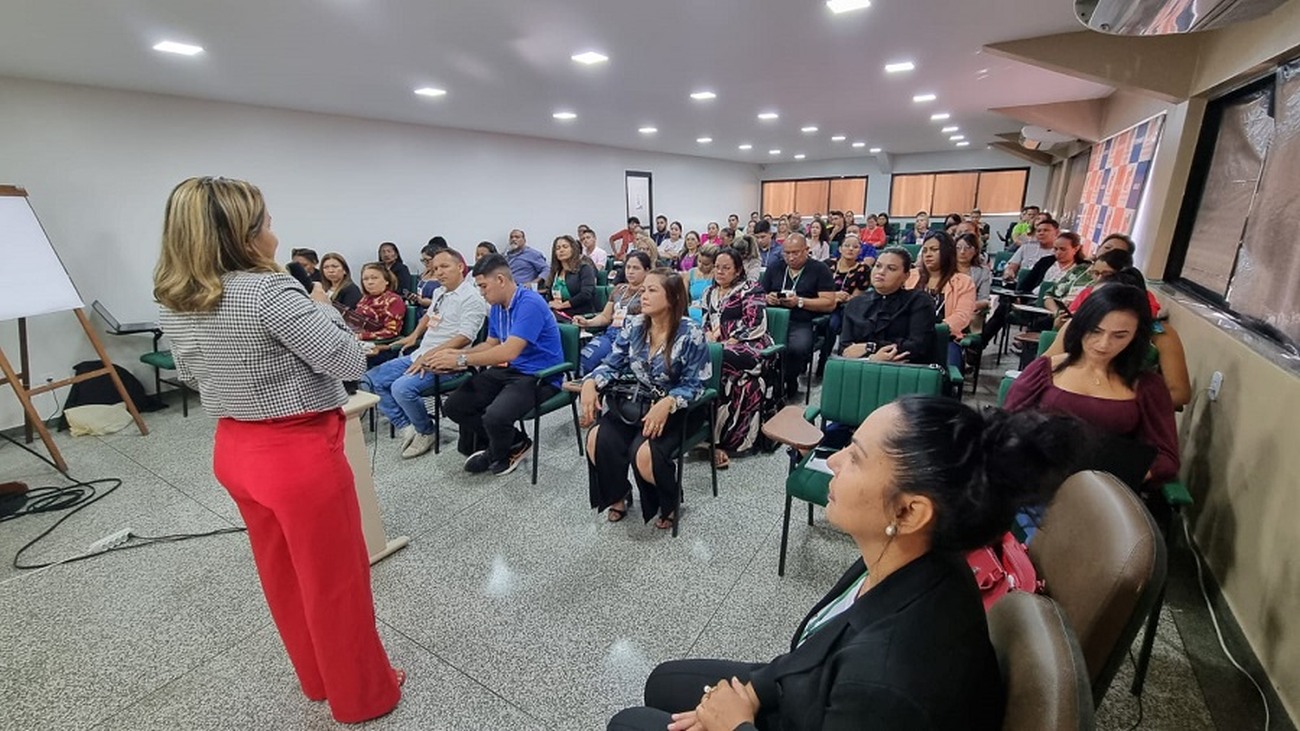 Entre os temas abordados, está a importância da tomada de decisões