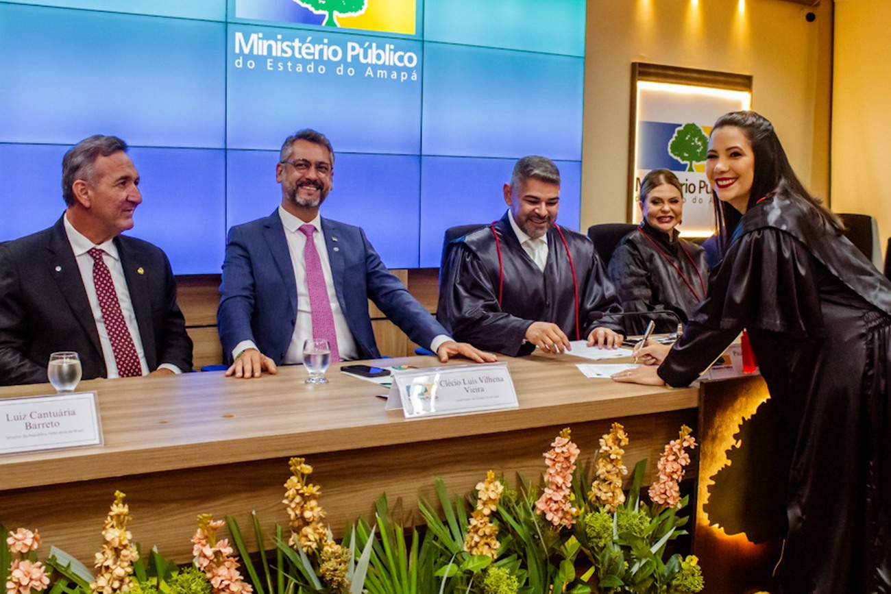 Governador acolheu novos promotores de Justiça substitutos no Amapá