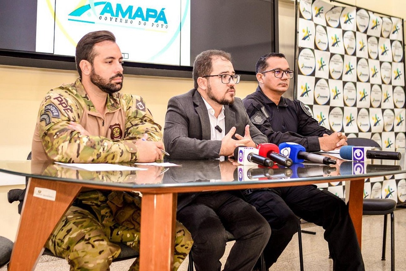 Diretor do Iapen, Luiz Carlos Gomes Jr. (centro), apresentou dados da Operação Hégira no Amapá