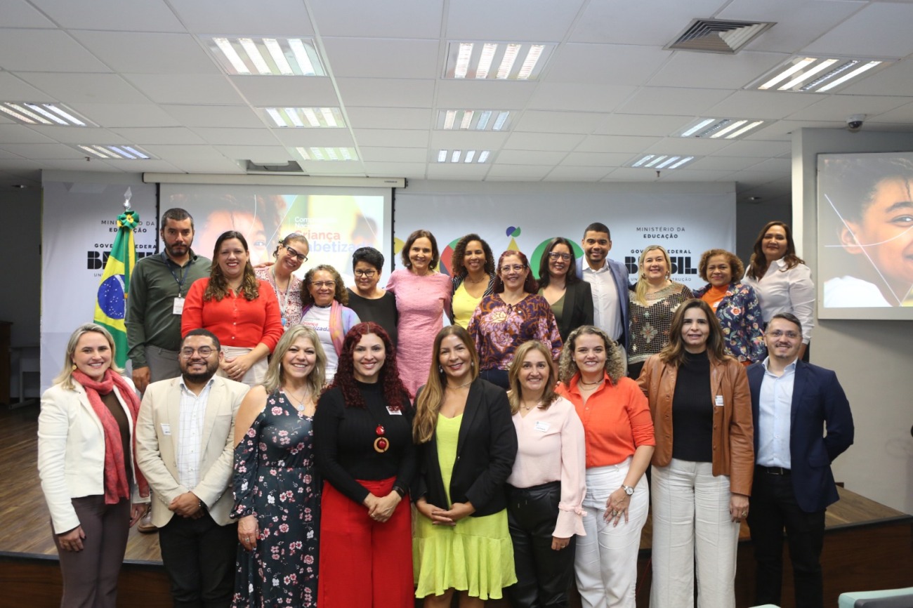 Cada estado apresentou as ações utilizadas para incentivar a alfabetização na idade certa