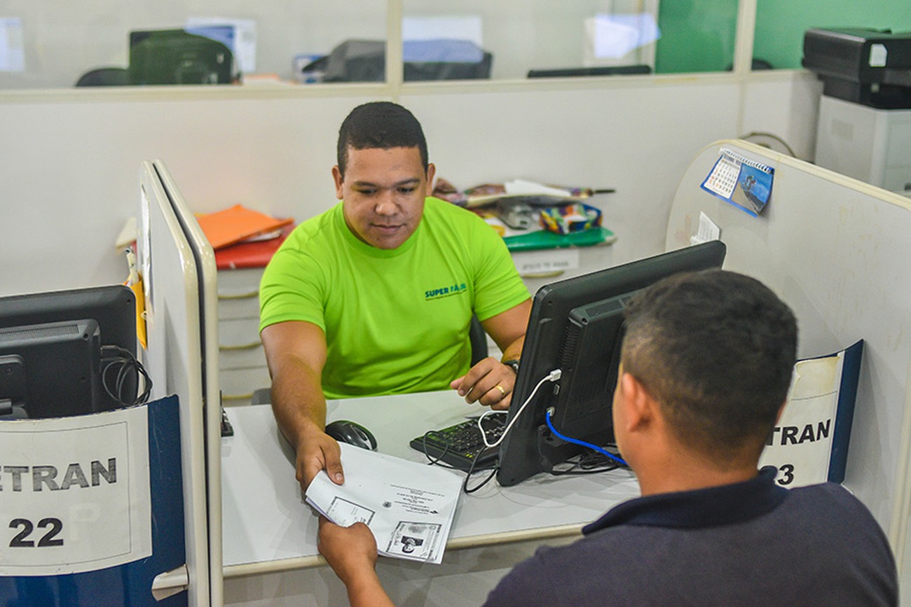 Detran é um dos órgãos mais procurados nas agências