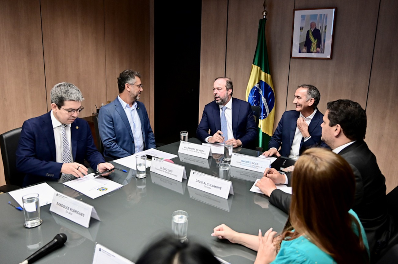 Visita abriu diálogo para que as instituições trabalhem em conjunto por uma energia mais barata