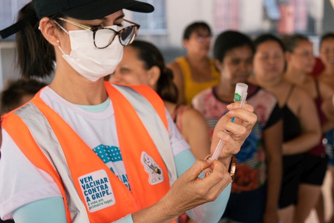Foram disponibilizadas mais de 4 mil doses de imunizantes para os moradores do Macapaba