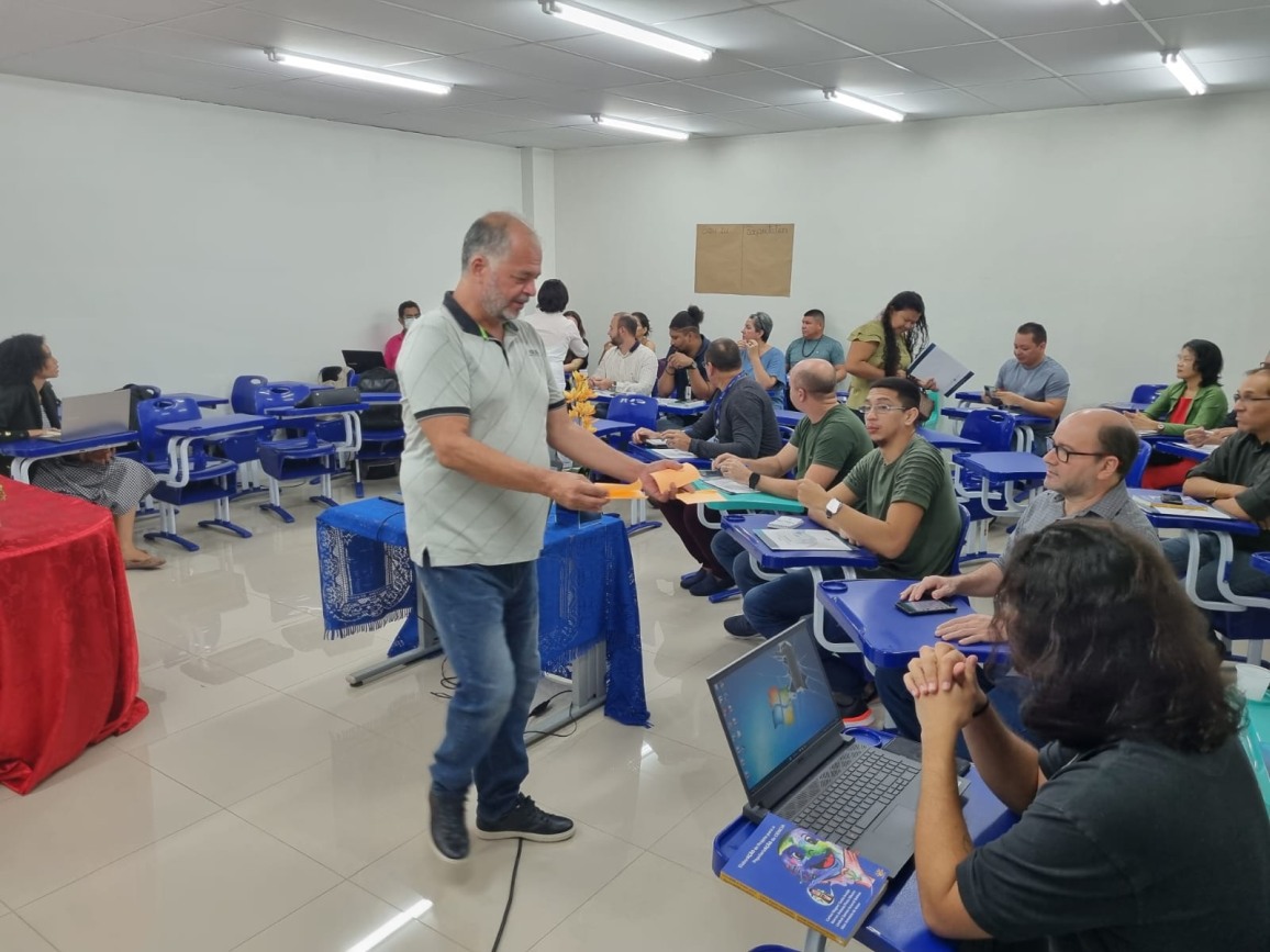Capacitação orienta sobre financiamento de ao menos quatro projetos científico-pedagógicos amapaenses