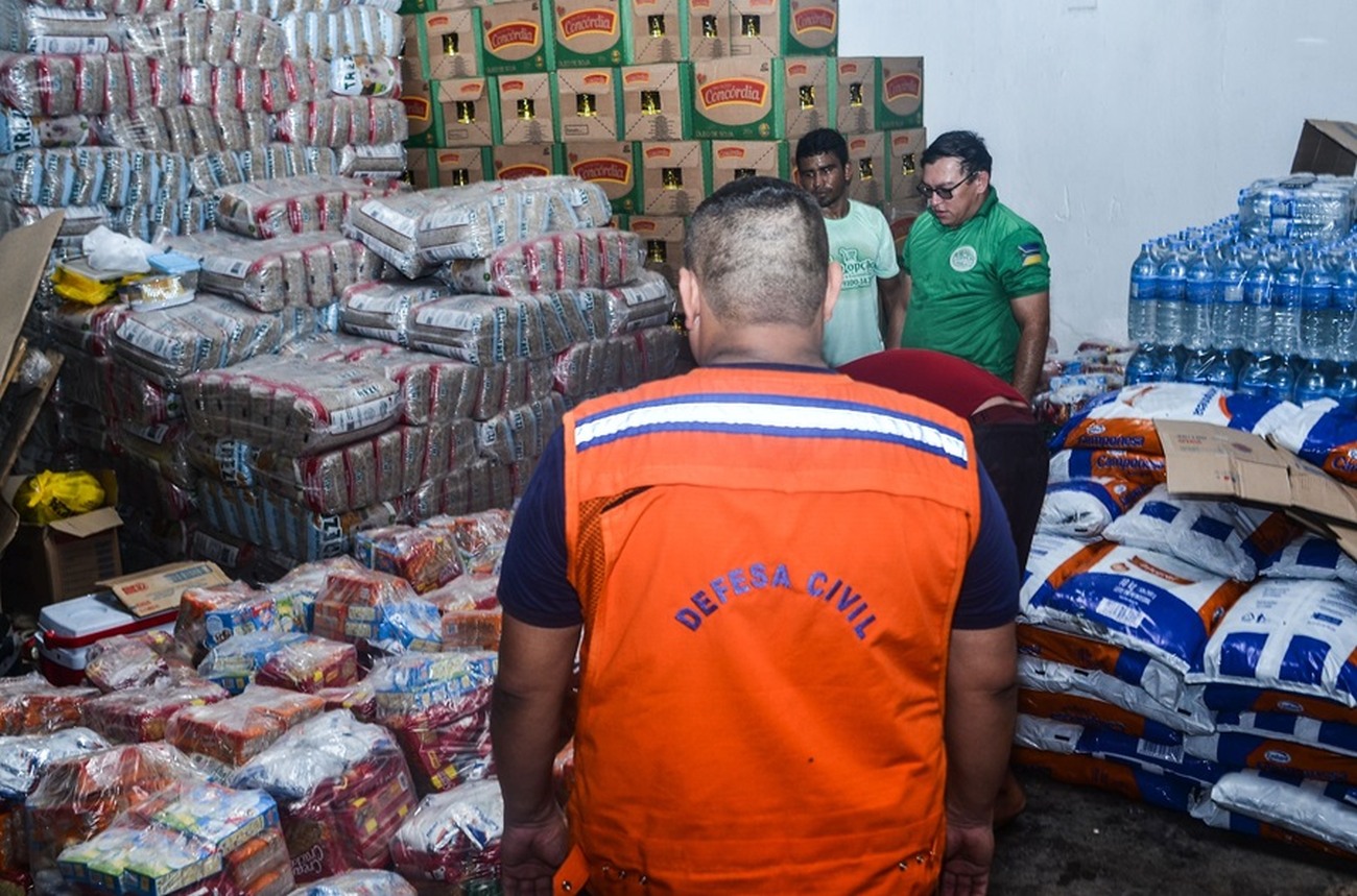 Defesa Civil compõe a organização para distribuir as cestas
