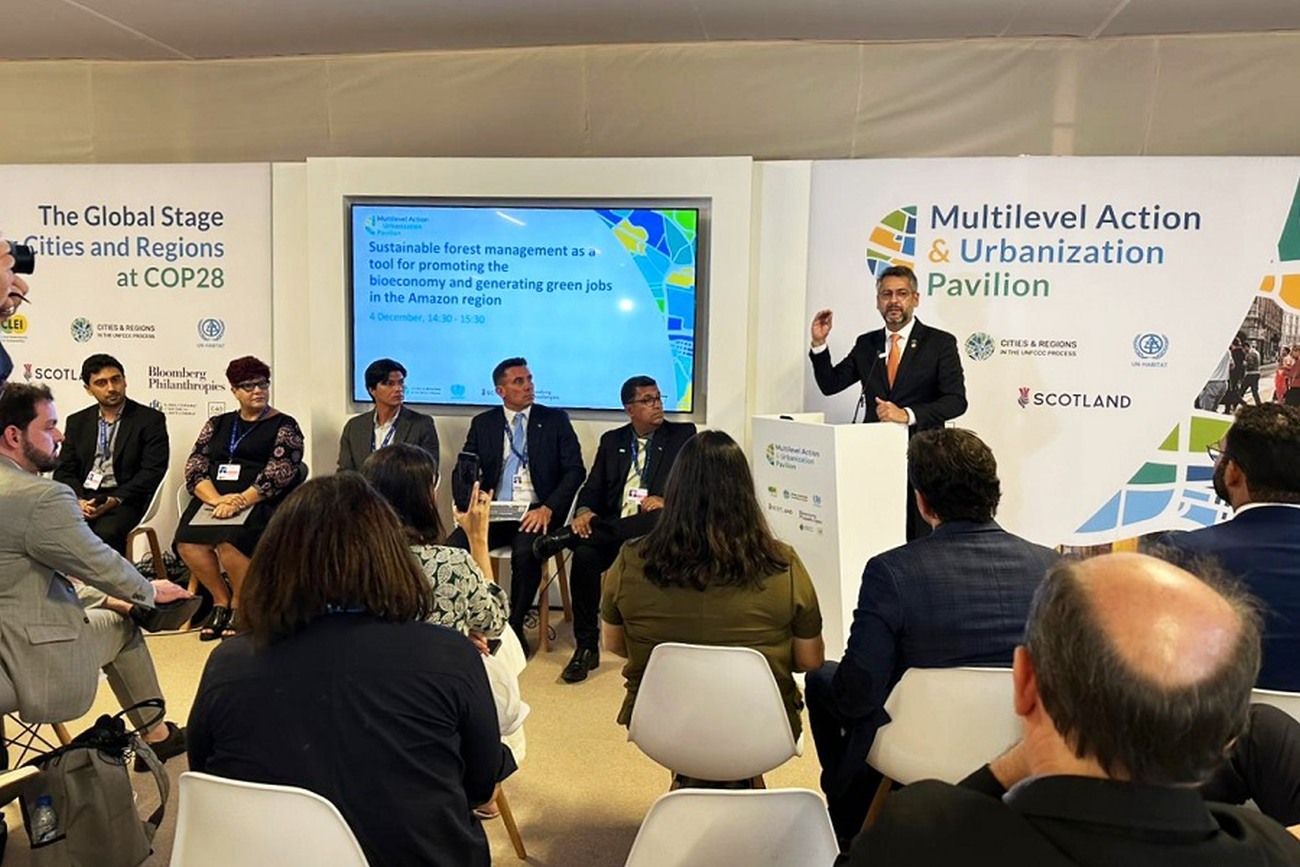 Governador Clécio Luís mostra na COP 28 modelo de exploração sustentável que mantém a floresta em pé