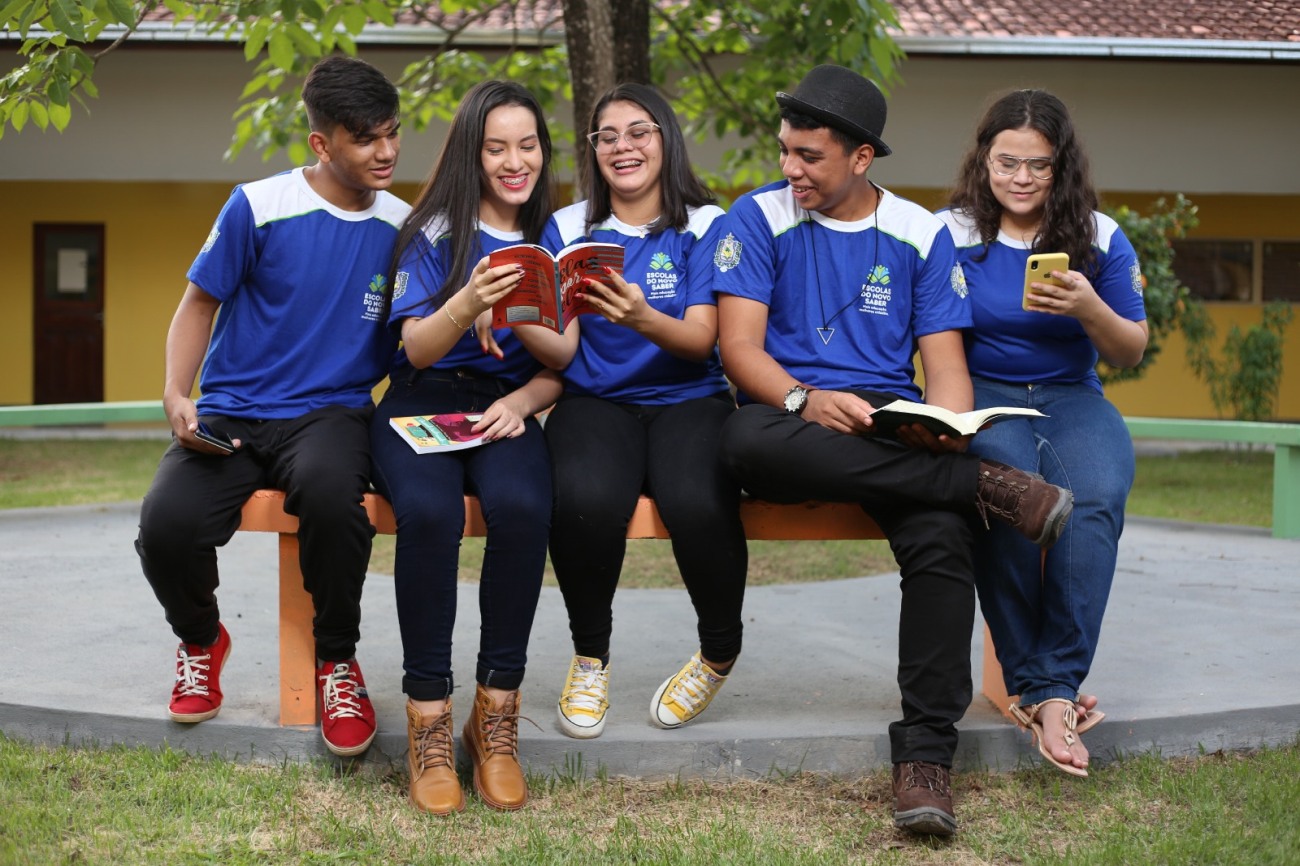 O estudante do ensino integral possui tempo para planejar seu projeto de vida com apoio dos professores.