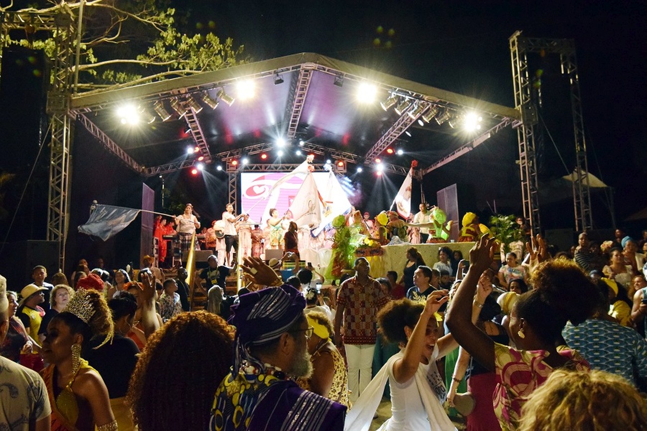 O tradicional palco do Encontro dos Tambores é o Centro de Cultura Negra Raimundinha Ramos