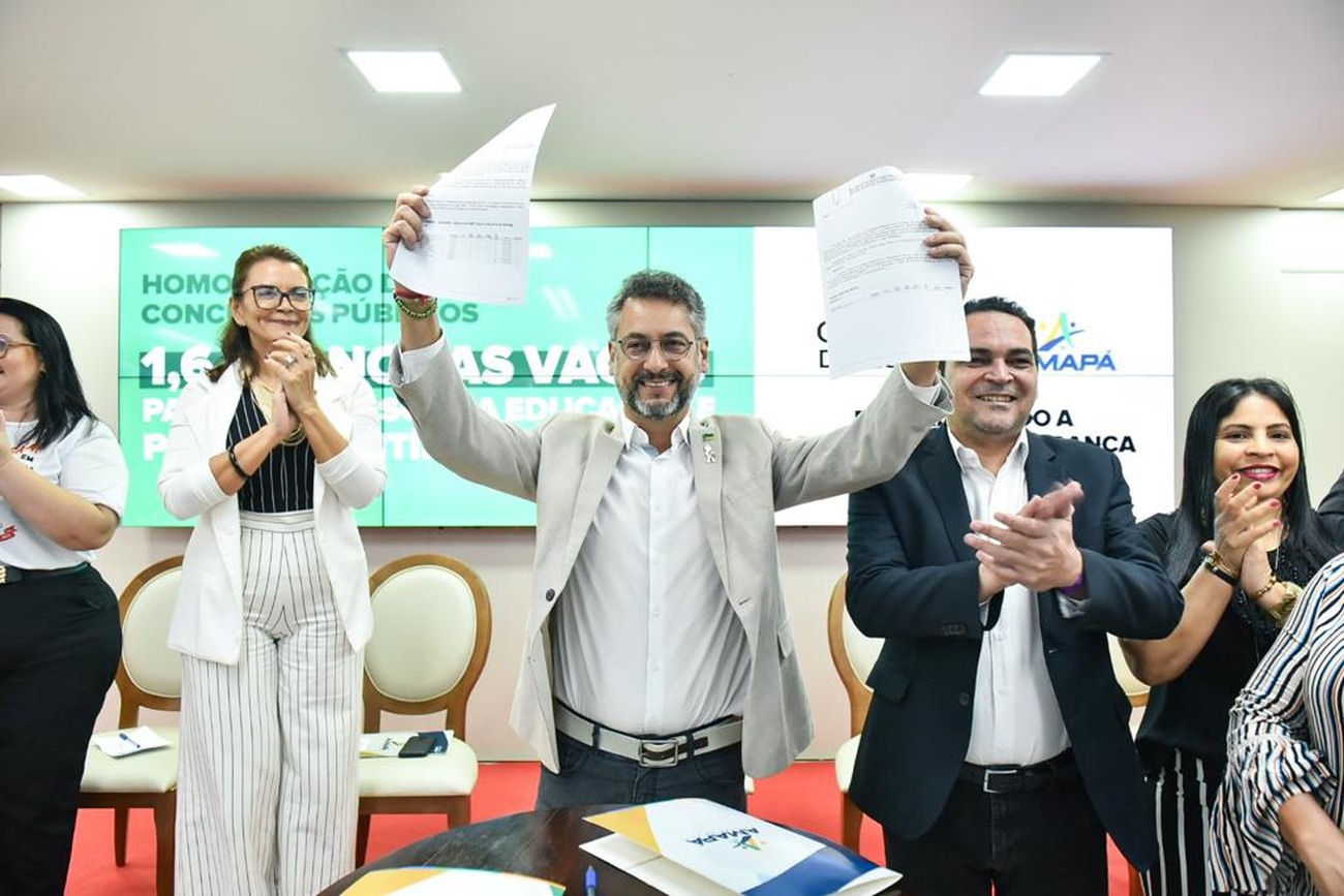 O governador, Clécio Luís, homologou os concursos da Educação e Polícia Científica