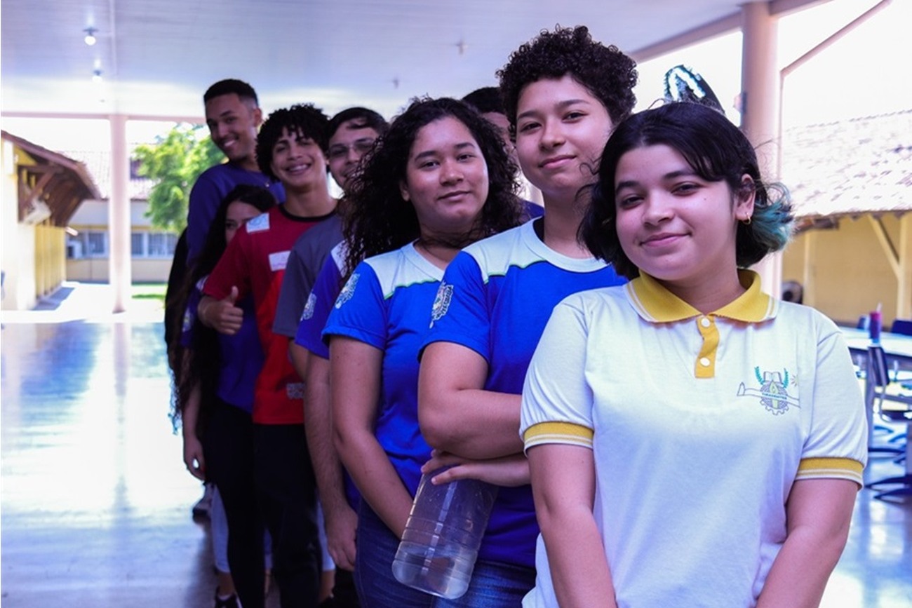Com a oferta, o Governo do Amapá cumpre a meta 6 do Plano Nacional e Estadual de Educação