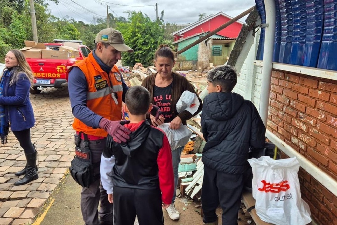 Na semana passada, foram enviadas três carretas com 90 toneladas de donativos para o estado gaúcho