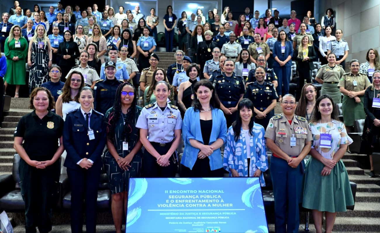 Encontro reúne mais de 100 profissionais femininas do Sistema Único de Segurança Pública do Brasil