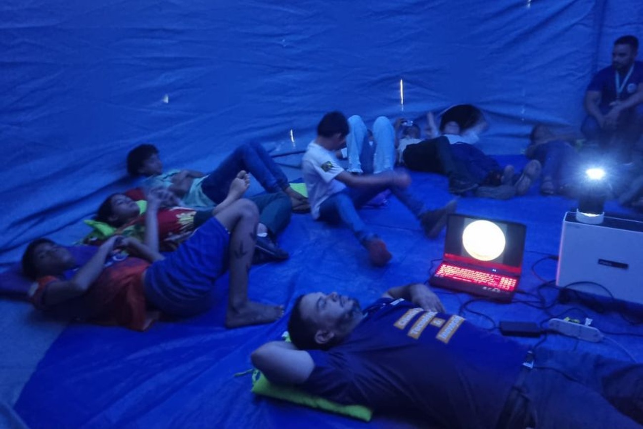 O projeto leva conhecimento de astronomia por meio de uma experiência inovadora