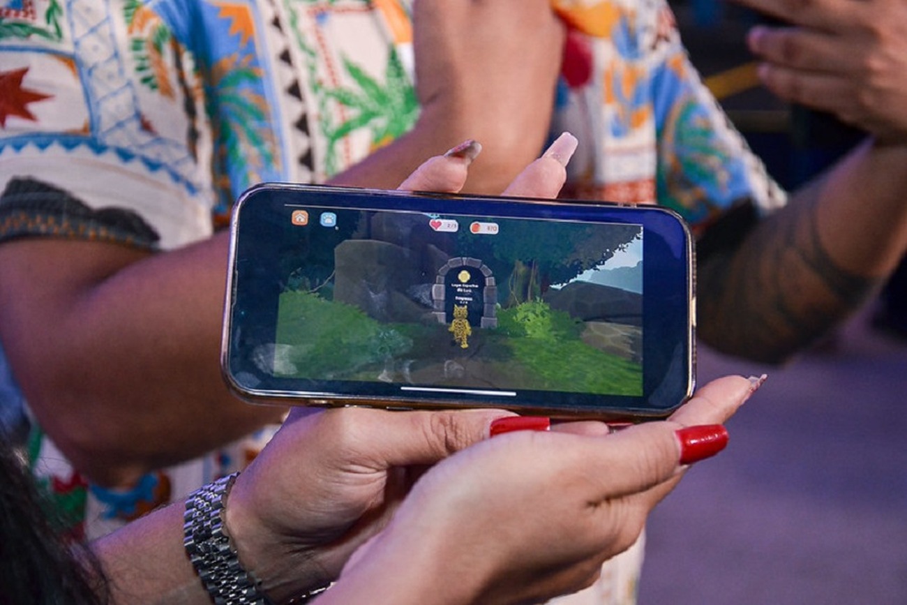 Durante o evento foi apresentado uma espécie de jogo que mostra problemas reais de determinado local e conta a história da Amazônia