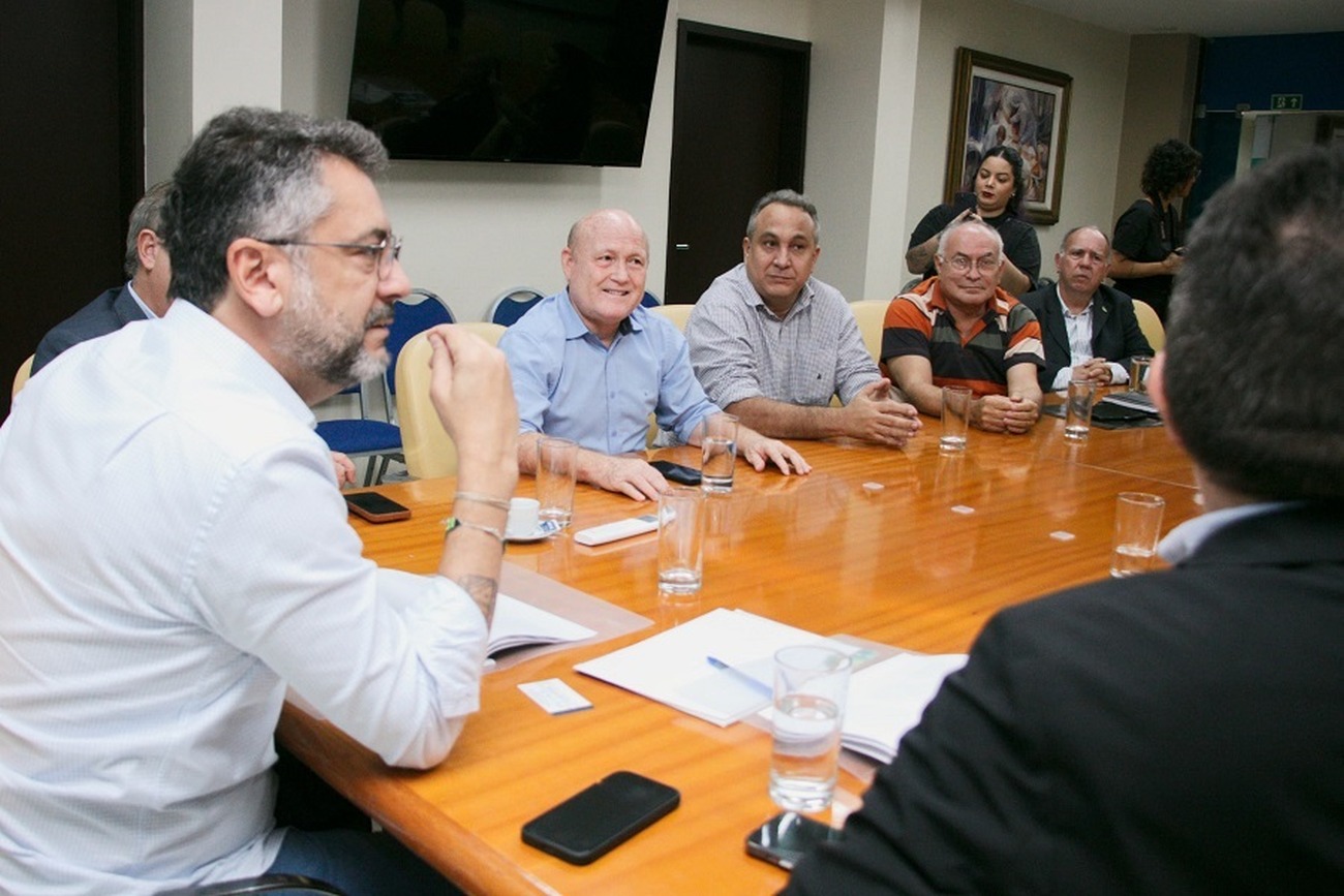Encontro com a equipe da empresa de Pernambuco contou com autoridades do município e secretários do Governo do Estado