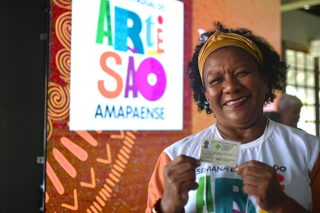Com o documento, os artesãos amapaenses são integrados ao Programa do Artesanato Brasileiro