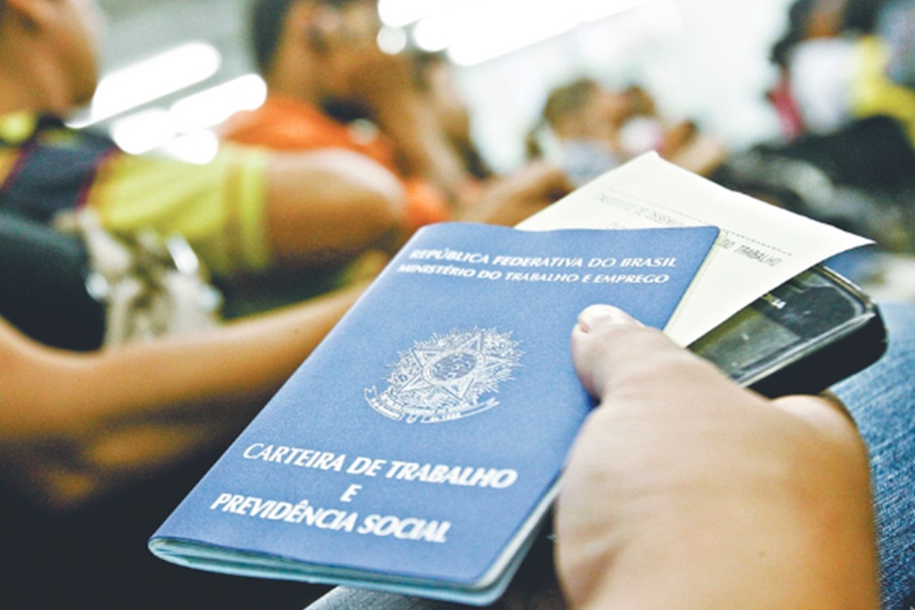 Interessados em novas oportunidades de emprego devem procurar a Casa do Trabalhador