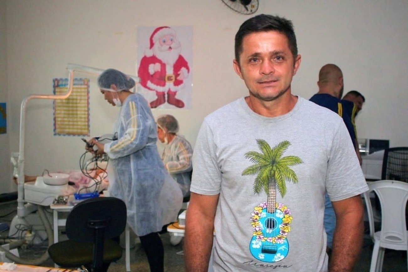 Elienaldo Queiroz jamais foi ao dentista e nunca teve acesso a cuidados odontológicos