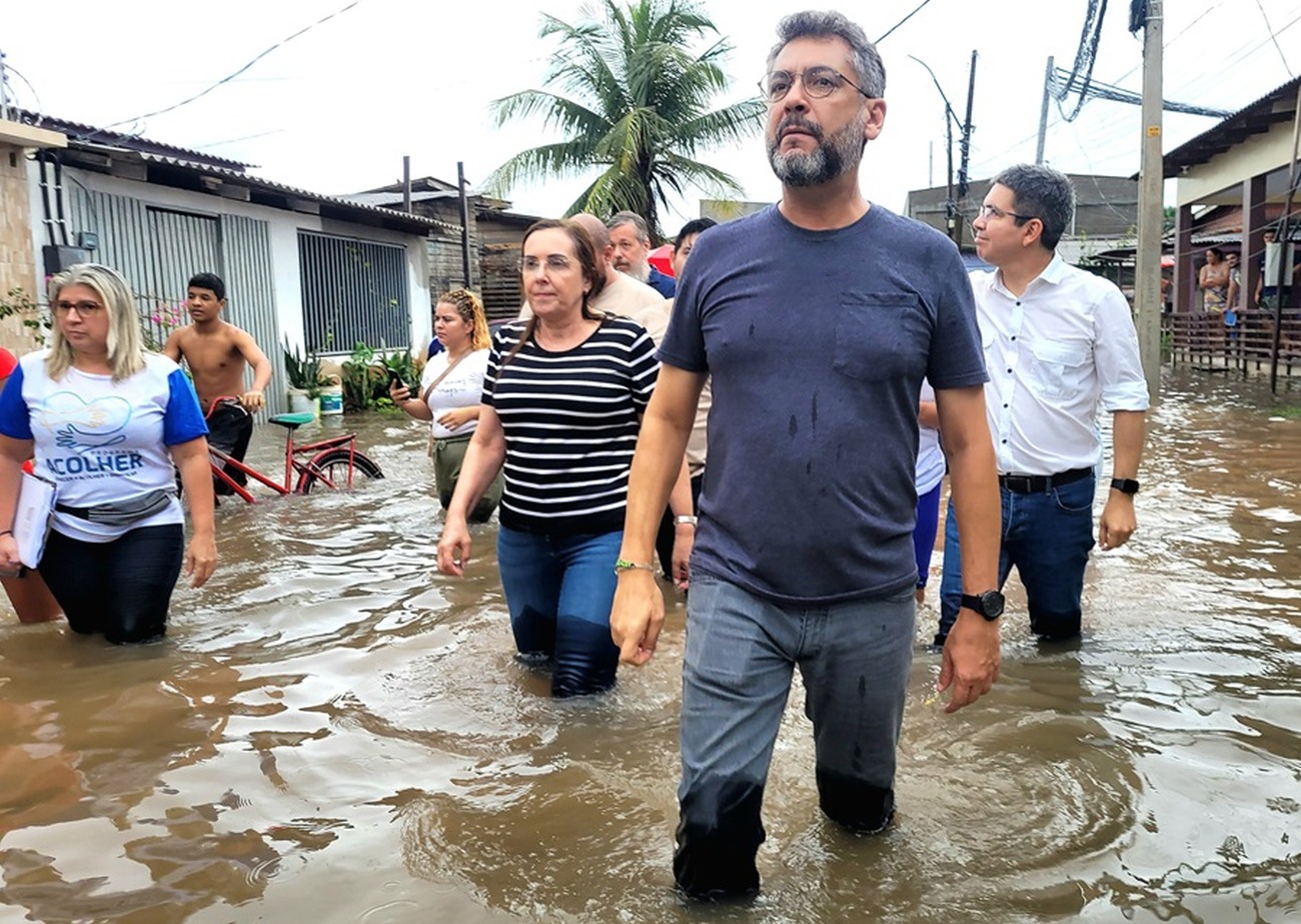 Governador Clécio Luís acompanha as regiões atingidas pelos alagamentos em Macapá