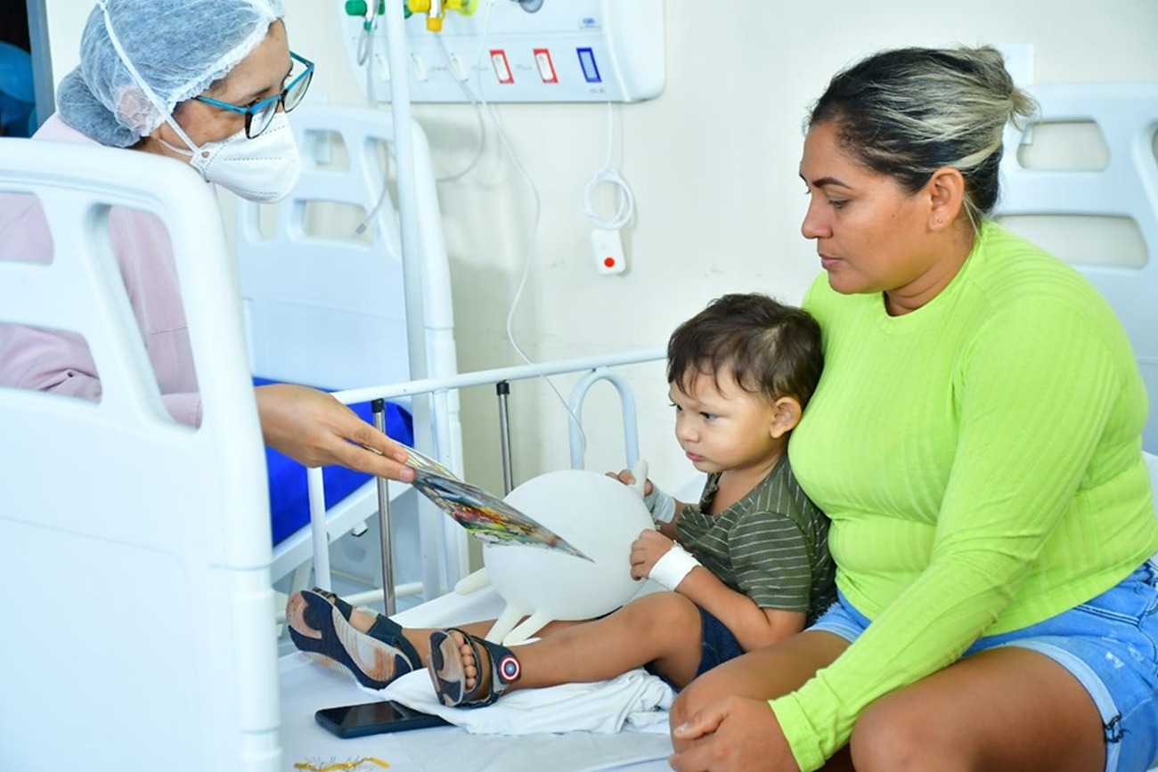 Projeto levou alegria e cultura as enfermarias pediátricas