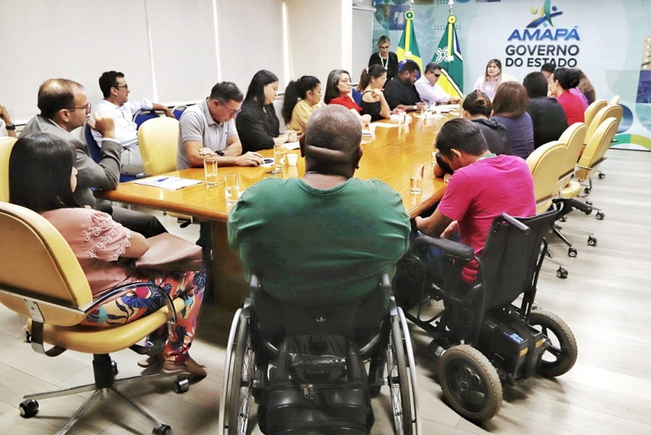 A criação de uma secretaria estadual da pessoa com deficiência foi uma das pautas do encontro
